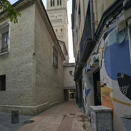 El Palacio De Argensola By Alogest Daire Zaragoza