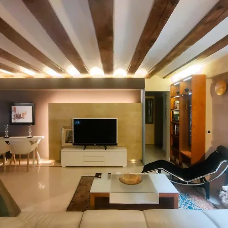 El Palacio De Argensola By Alogest Appartamento *