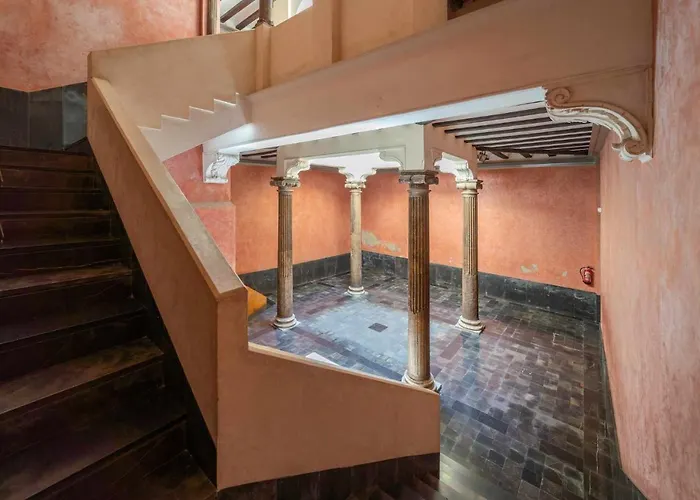 El Palacio De Argensola By Alogest Сарагоса